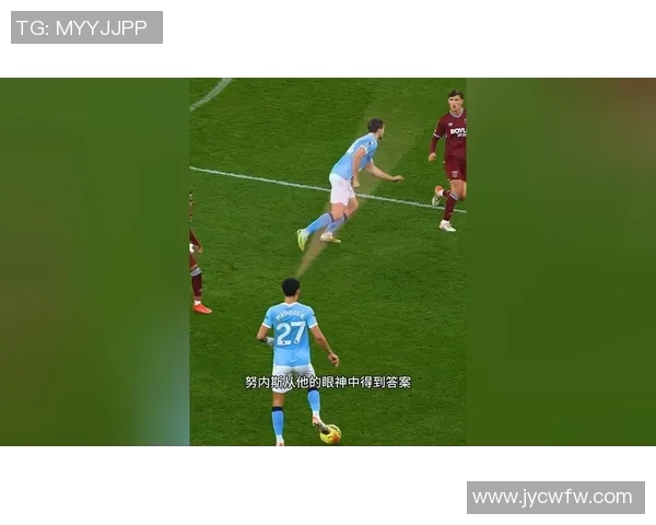 张静独家揭秘足球技巧与战术思考分享，助你提升球场表现与战斗力